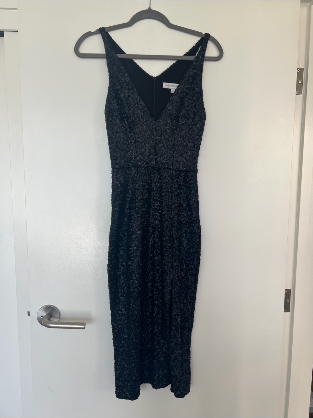Dress the Population Black Textured V-Neck Midi Dress